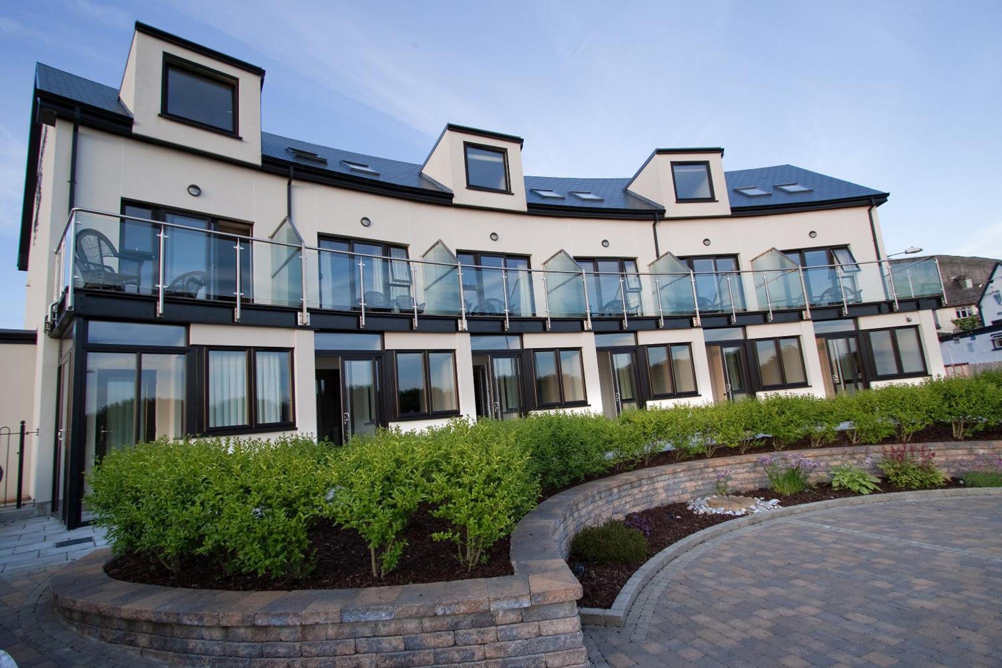 Strandhill Lodge And Suites Boutique Hotel Sligo Exterior photo